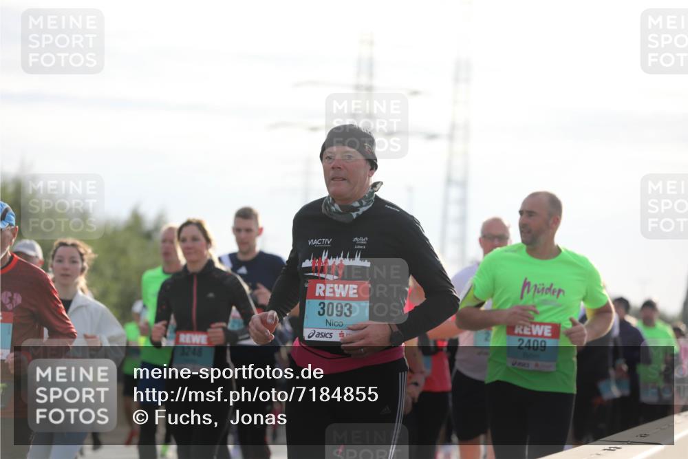 03.10.2024 - Köhlbrandbrückenlauf Fuchs,  Jonas http://msf.ph/oto/7184855 03.10.2024 09:19:36 Position 3 3248, 2773, 3093, 2409 meine-sportfotos.de