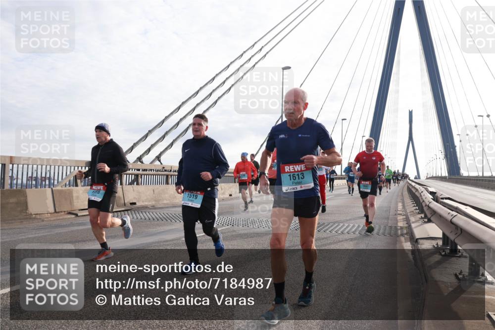03.10.2024 - Köhlbrandbrückenlauf Matties Gatica Varas http://msf.ph/oto/7184987 03.10.2024 09:25:40 Position 2 1728, 1519, 1613, 1697 meine-sportfotos.de