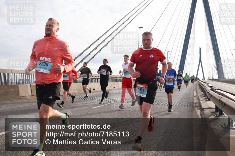 03.10.2024 - Köhlbrandbrückenlauf Matties Gatica Varas http://msf.ph/oto/7185113 03.10.2024 09:25:42 Position 2 2230, 2196, 1299, 1387, 1697, 999 meine-sportfotos.de