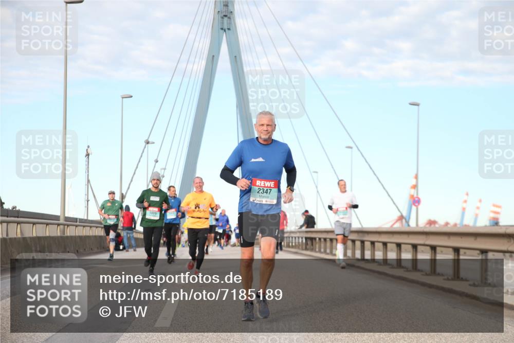 03.10.2024 - Köhlbrandbrückenlauf Jannik Wohlers http://msf.ph/oto/7185189 03.10.2024 09:43:58 Position 2 1809, 1917, 2347 meine-sportfotos.de