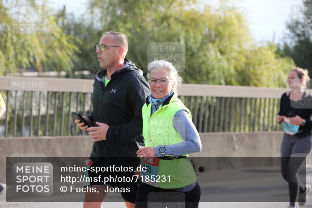 03.10.2024 - Köhlbrandbrückenlauf Fuchs,  Jonas http://msf.ph/oto/7185231 03.10.2024 09:20:09 Position 3 3043 meine-sportfotos.de