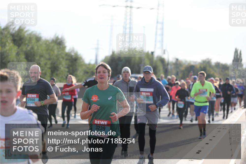 03.10.2024 - Köhlbrandbrückenlauf Fuchs,  Jonas http://msf.ph/oto/7185254 03.10.2024 09:20:12 Position 3 2990, 3014, 3239, 3695 meine-sportfotos.de