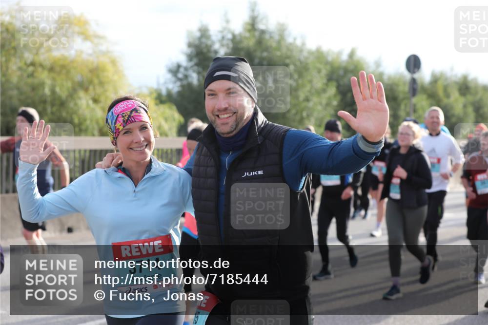 03.10.2024 - Köhlbrandbrückenlauf Fuchs,  Jonas http://msf.ph/oto/7185444 03.10.2024 09:20:25 Position 3 3714, 5 meine-sportfotos.de