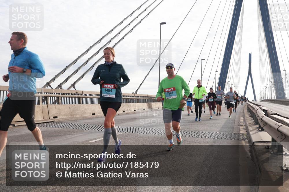 03.10.2024 - Köhlbrandbrückenlauf Matties Gatica Varas http://msf.ph/oto/7185479 03.10.2024 09:25:47 Position 2 1494, 1585 meine-sportfotos.de