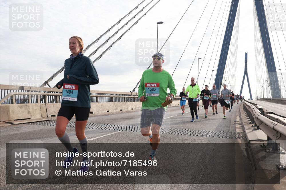 03.10.2024 - Köhlbrandbrückenlauf Matties Gatica Varas http://msf.ph/oto/7185496 03.10.2024 09:25:47 Position 2 1494, 1585 meine-sportfotos.de