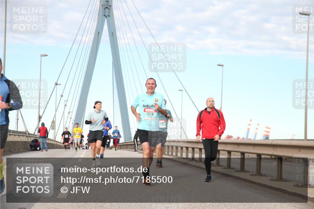 03.10.2024 - Köhlbrandbrückenlauf Jannik Wohlers http://msf.ph/oto/7185500 03.10.2024 09:44:05 Position 2 2073, 1009 meine-sportfotos.de