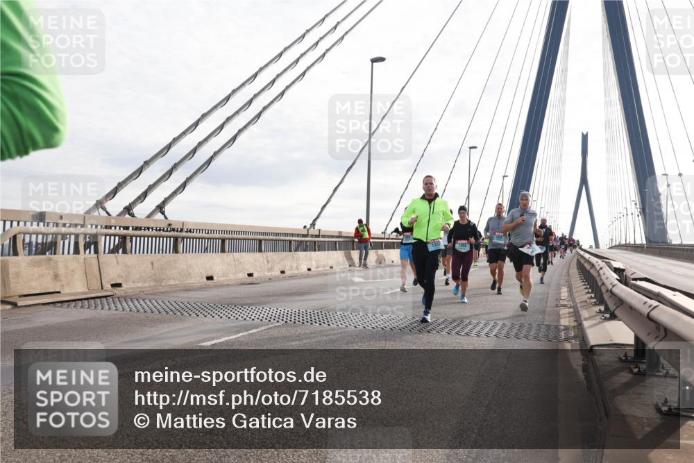 03.10.2024 - Köhlbrandbrückenlauf Matties Gatica Varas http://msf.ph/oto/7185538 03.10.2024 09:25:48 Position 2 1547, 1337, 1084 meine-sportfotos.de