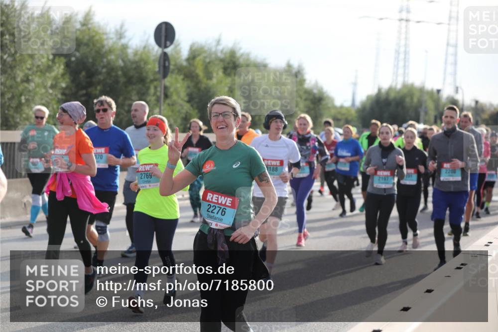03.10.2024 - Köhlbrandbrückenlauf Fuchs,  Jonas http://msf.ph/oto/7185800 03.10.2024 09:20:35 Position 3 970, 2769, 2276, 188, 2200, 2197 meine-sportfotos.de