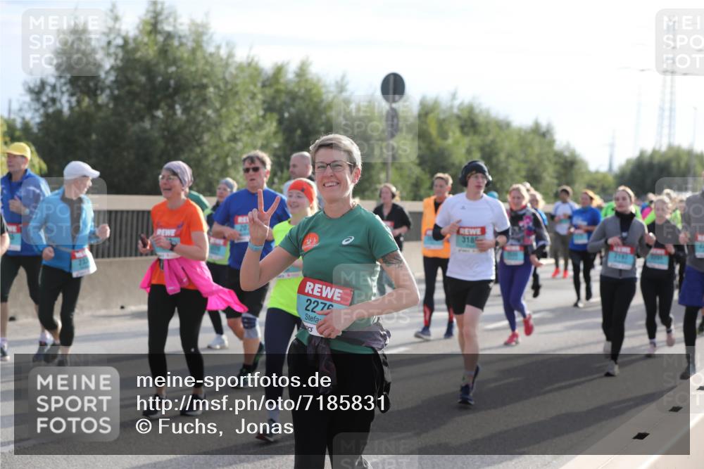 03.10.2024 - Köhlbrandbrückenlauf Fuchs,  Jonas http://msf.ph/oto/7185831 03.10.2024 09:20:36 Position 3 2279, 318, 2167 meine-sportfotos.de