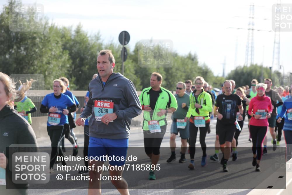 03.10.2024 - Köhlbrandbrückenlauf Fuchs,  Jonas http://msf.ph/oto/7185895 03.10.2024 09:20:40 Position 3 3039, 3545, 3537, 2322, 3339, 1449 meine-sportfotos.de
