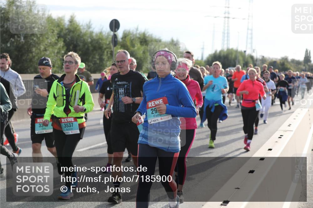03.10.2024 - Köhlbrandbrückenlauf Fuchs,  Jonas http://msf.ph/oto/7185900 03.10.2024 09:20:43 Position 3 33, 3537, 29 meine-sportfotos.de