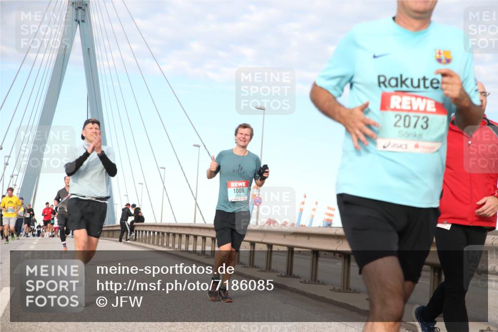 03.10.2024 - Köhlbrandbrückenlauf Jannik Wohlers http://msf.ph/oto/7186085 03.10.2024 09:44:07 Position 2 1009, 2073 meine-sportfotos.de