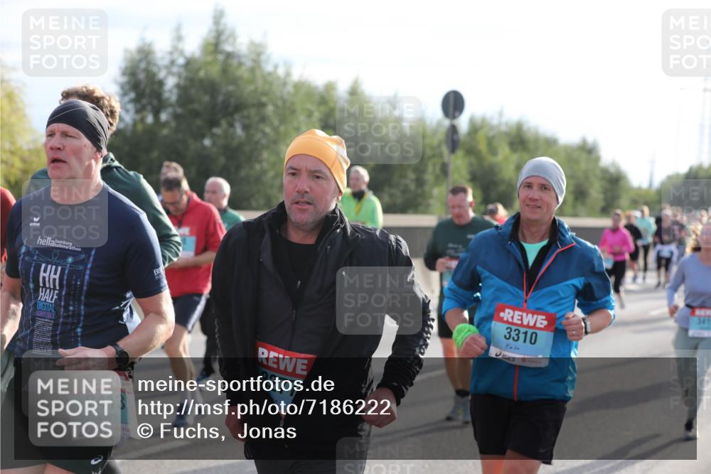 03.10.2024 - Köhlbrandbrückenlauf Fuchs,  Jonas http://msf.ph/oto/7186222 03.10.2024 09:20:53 Position 3 2413, 3277, 3310, 341 meine-sportfotos.de