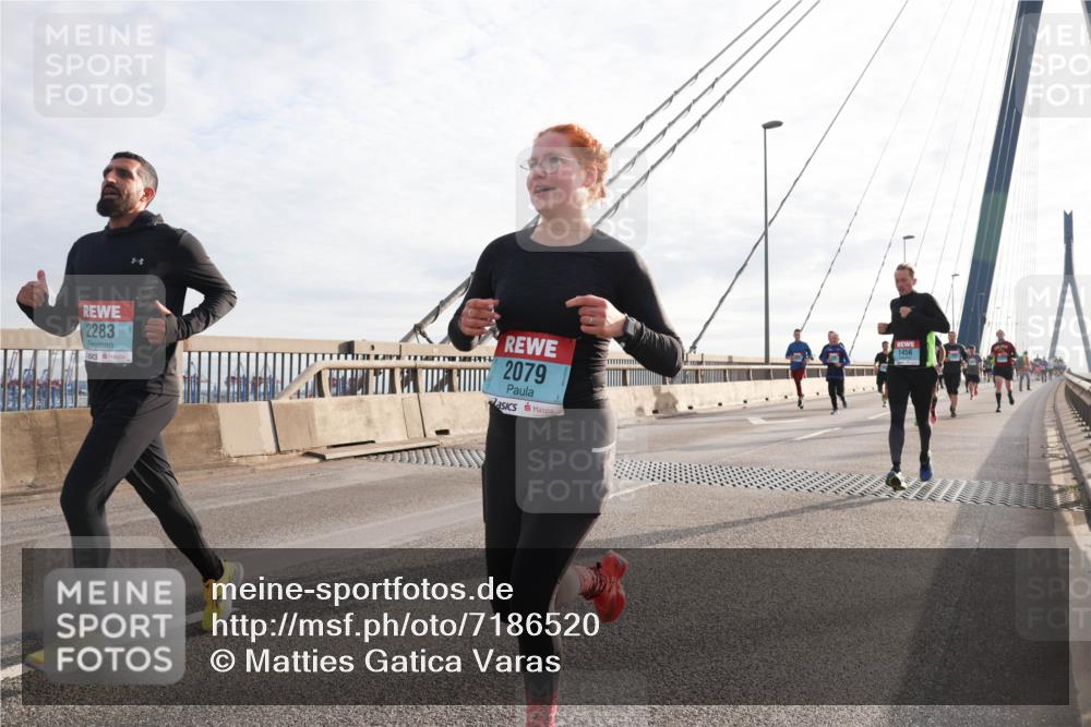 03.10.2024 - Köhlbrandbrückenlauf Matties Gatica Varas http://msf.ph/oto/7186520 03.10.2024 09:26:04 Position 2 2283, 2079, 1456 meine-sportfotos.de