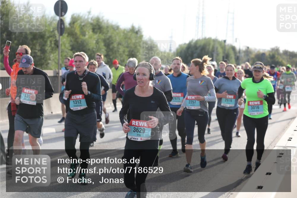 03.10.2024 - Köhlbrandbrückenlauf Fuchs,  Jonas http://msf.ph/oto/7186529 03.10.2024 09:21:03 Position 3 131, 1312, 3629, 2975, 2976, 2257, 6, 3016 meine-sportfotos.de