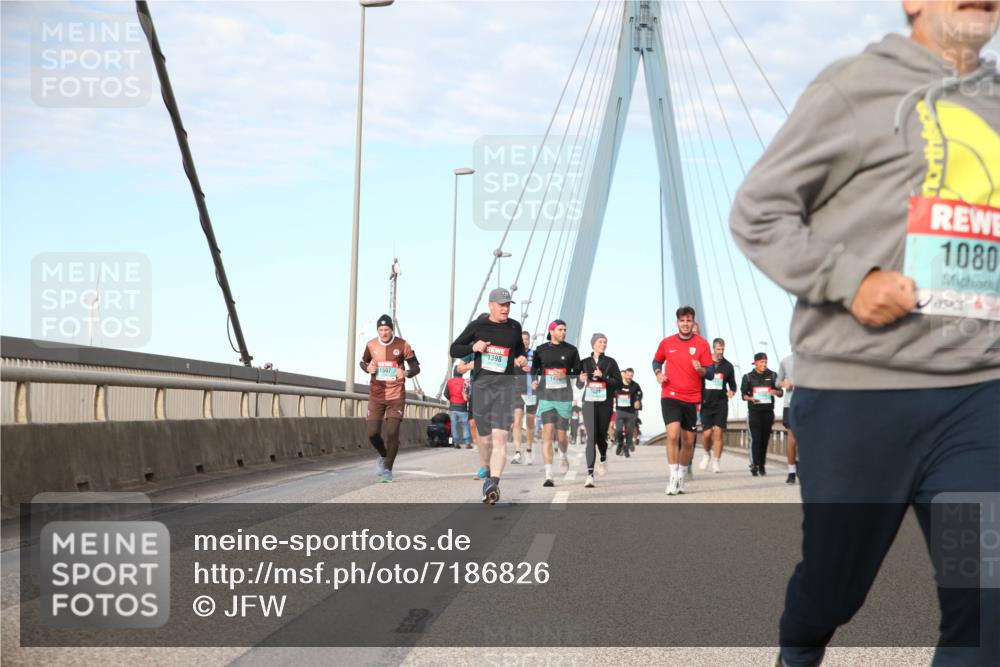 03.10.2024 - Köhlbrandbrückenlauf Jannik Wohlers http://msf.ph/oto/7186826 03.10.2024 09:44:20 Position 2 1597, 1398, 14, 1421, 1080 meine-sportfotos.de