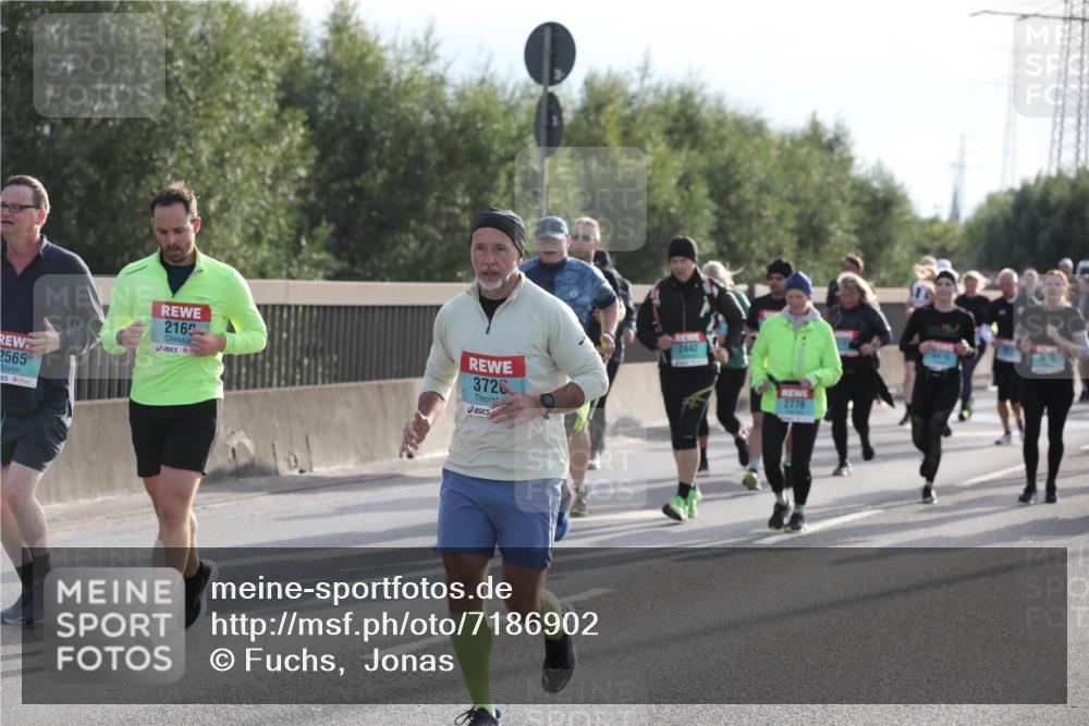 03.10.2024 - Köhlbrandbrückenlauf Fuchs,  Jonas http://msf.ph/oto/7186902 03.10.2024 09:21:18 Position 3 2565, 2160, 3720, 2442, 2778, 3478, 5476 meine-sportfotos.de