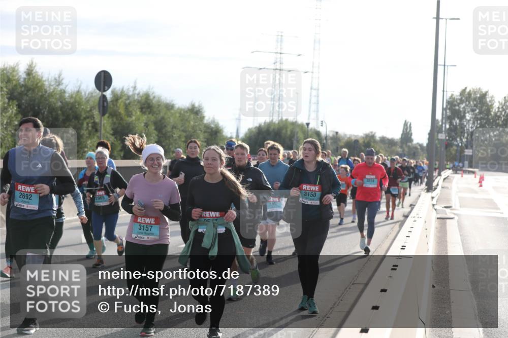 03.10.2024 - Köhlbrandbrückenlauf Fuchs,  Jonas http://msf.ph/oto/7187389 03.10.2024 09:21:47 Position 3 2692, 2969, 1952, 3150, 3274, 3157 meine-sportfotos.de