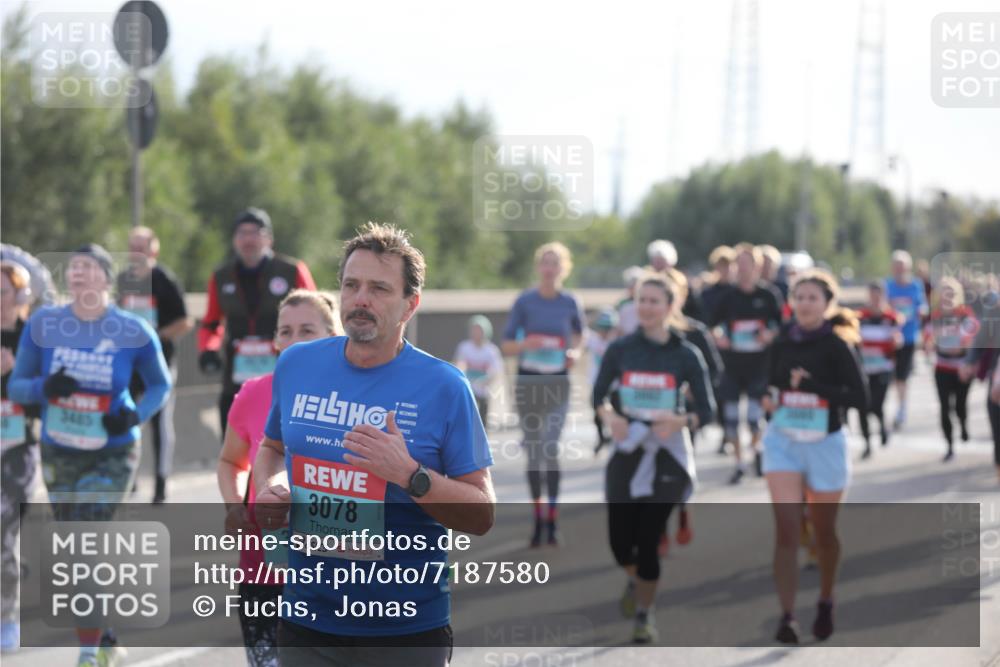 03.10.2024 - Köhlbrandbrückenlauf Fuchs,  Jonas http://msf.ph/oto/7187580 03.10.2024 09:22:22 Position 3 3485, 3078 meine-sportfotos.de