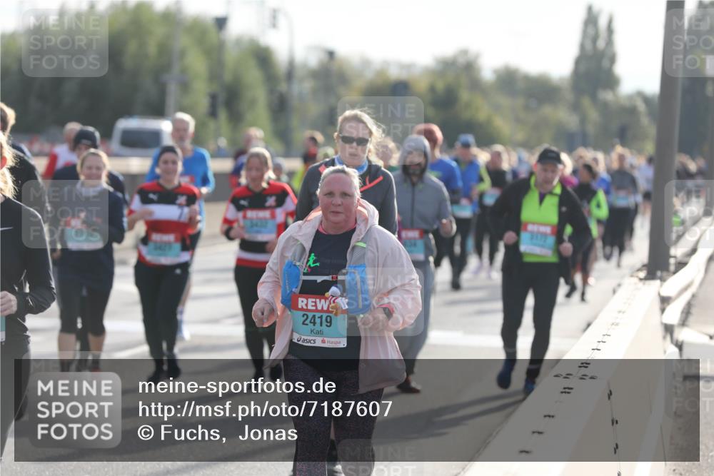 03.10.2024 - Köhlbrandbrückenlauf Fuchs,  Jonas http://msf.ph/oto/7187607 03.10.2024 09:22:25 Position 3 2419 meine-sportfotos.de
