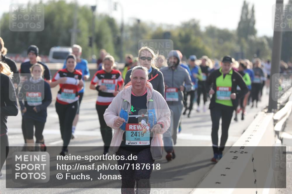 03.10.2024 - Köhlbrandbrückenlauf Fuchs,  Jonas http://msf.ph/oto/7187618 03.10.2024 09:22:25 Position 3 2419, 3172 meine-sportfotos.de