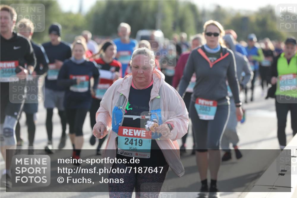 03.10.2024 - Köhlbrandbrückenlauf Fuchs,  Jonas http://msf.ph/oto/7187647 03.10.2024 09:22:27 Position 3 3669, 18, 3063, 2419 meine-sportfotos.de