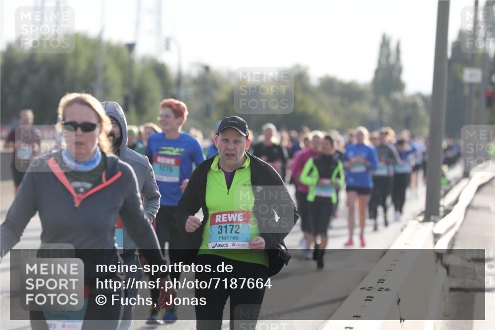 03.10.2024 - Köhlbrandbrückenlauf Fuchs,  Jonas http://msf.ph/oto/7187664 03.10.2024 09:22:29 Position 3 3083, 1275, 3172 meine-sportfotos.de