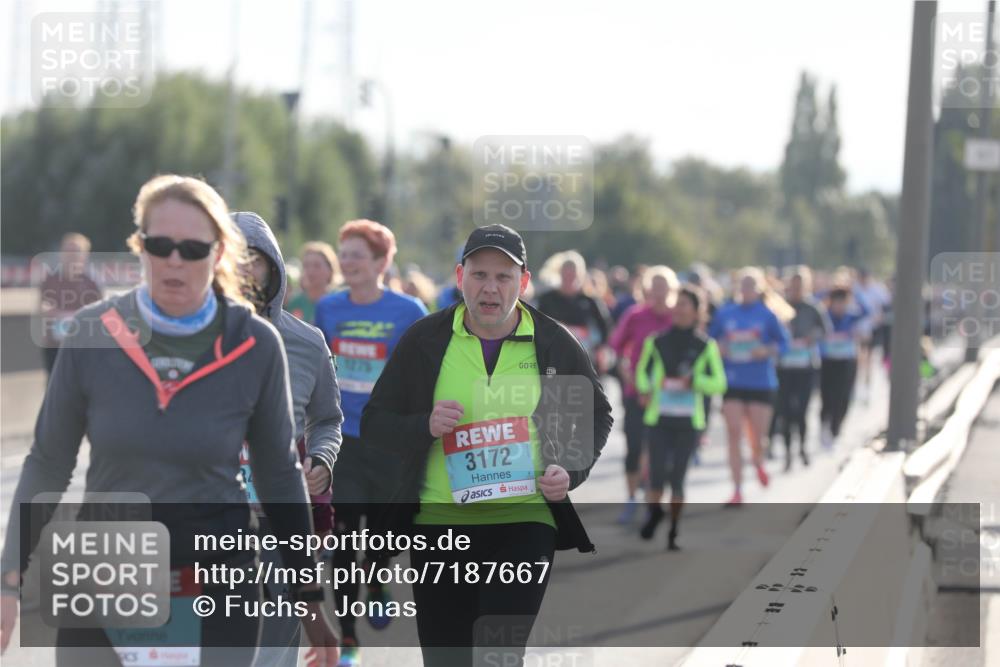 03.10.2024 - Köhlbrandbrückenlauf Fuchs,  Jonas http://msf.ph/oto/7187667 03.10.2024 09:22:29 Position 3 3083, 175, 3172 meine-sportfotos.de