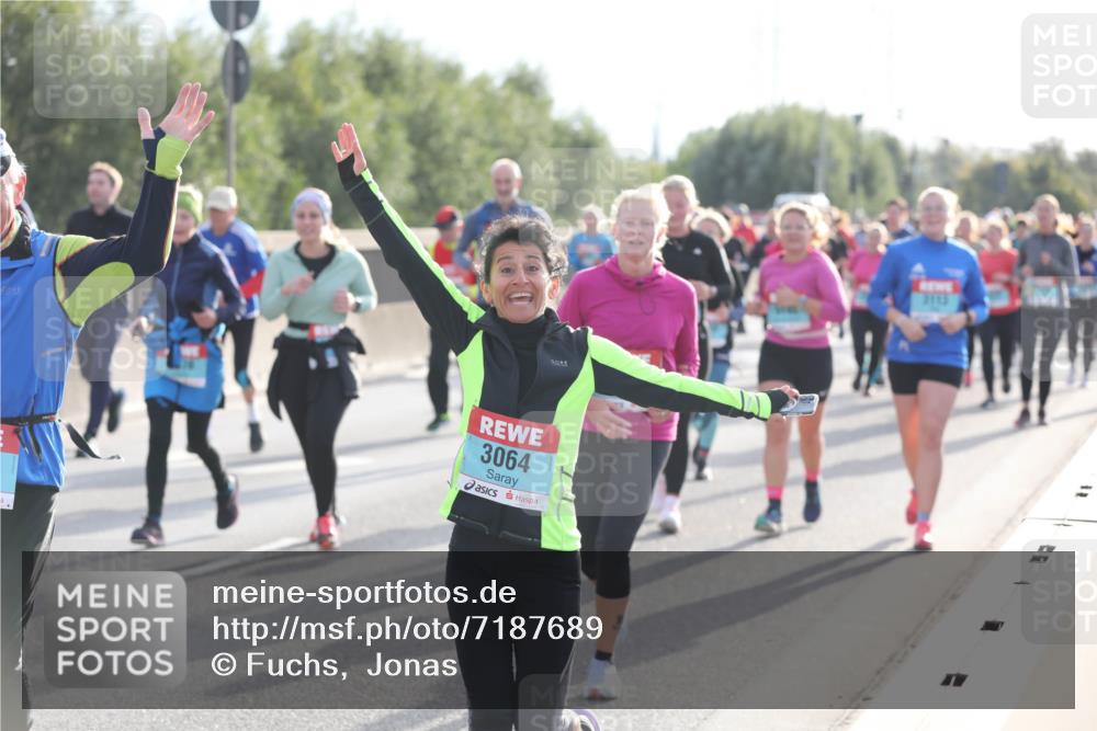 03.10.2024 - Köhlbrandbrückenlauf Fuchs,  Jonas http://msf.ph/oto/7187689 03.10.2024 09:22:39 Position 3 3064, 3113, 11 meine-sportfotos.de