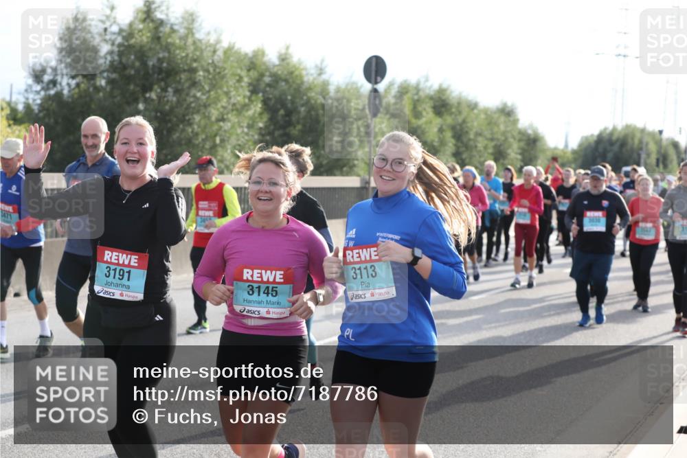 03.10.2024 - Köhlbrandbrückenlauf Fuchs,  Jonas http://msf.ph/oto/7187786 03.10.2024 09:22:43 Position 3 1471, 3191, 3145, 3113 meine-sportfotos.de