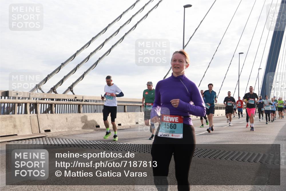 03.10.2024 - Köhlbrandbrückenlauf Matties Gatica Varas http://msf.ph/oto/7187813 03.10.2024 09:26:20 Position 2 2418, 1497, 1560, 1211 meine-sportfotos.de