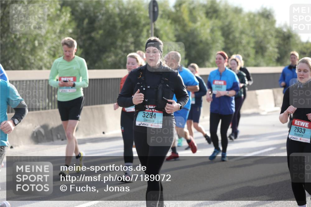 03.10.2024 - Köhlbrandbrückenlauf Fuchs,  Jonas http://msf.ph/oto/7189072 03.10.2024 09:23:19 Position 3 3254, 5460, 2933 meine-sportfotos.de