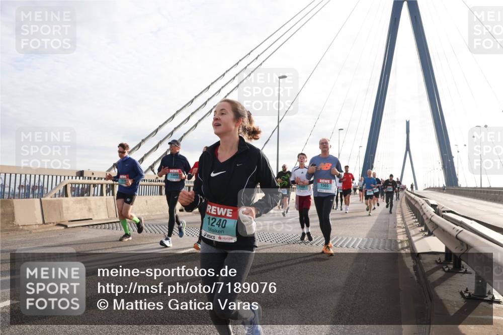 03.10.2024 - Köhlbrandbrückenlauf Matties Gatica Varas http://msf.ph/oto/7189076 03.10.2024 09:26:41 Position 2 1909, 1240, 1565 meine-sportfotos.de