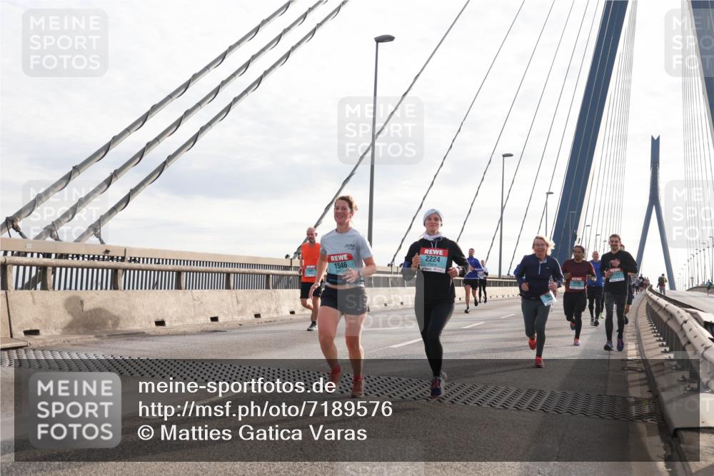 03.10.2024 - Köhlbrandbrückenlauf Matties Gatica Varas http://msf.ph/oto/7189576 03.10.2024 09:26:48 Position 2 1546, 2224, 1151 meine-sportfotos.de