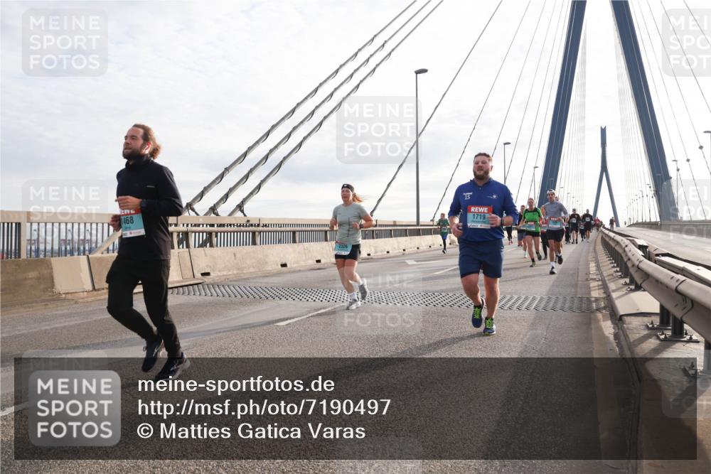 03.10.2024 - Köhlbrandbrückenlauf Matties Gatica Varas http://msf.ph/oto/7190497 03.10.2024 09:27:03 Position 2 1468, 2326, 15, 1719 meine-sportfotos.de