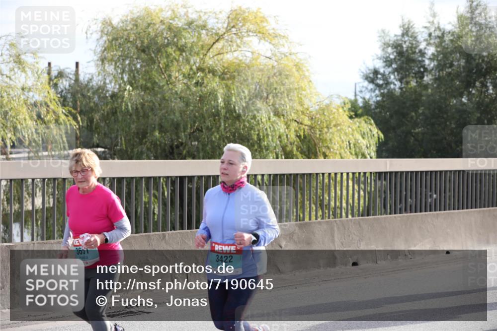 03.10.2024 - Köhlbrandbrückenlauf Fuchs,  Jonas http://msf.ph/oto/7190645 03.10.2024 09:24:11 Position 3 3657, 3422 meine-sportfotos.de
