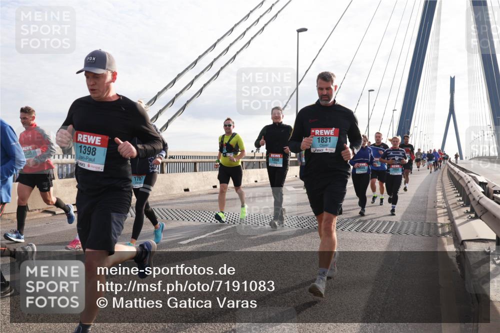 03.10.2024 - Köhlbrandbrückenlauf Matties Gatica Varas http://msf.ph/oto/7191083 03.10.2024 09:27:11 Position 2 1559, 1398, 1787, 1200, 1831 meine-sportfotos.de
