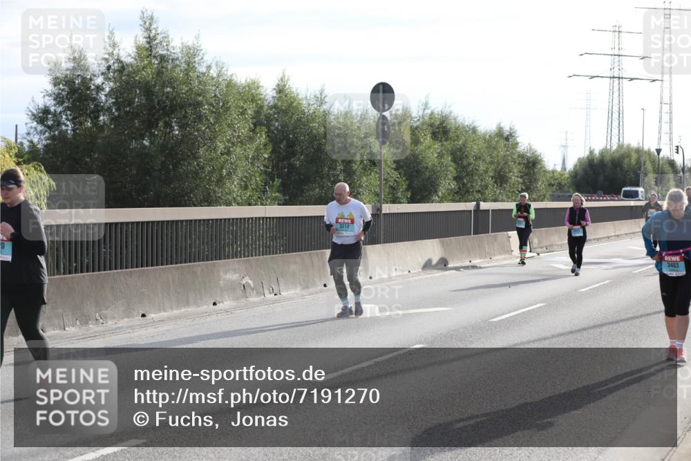 03.10.2024 - Köhlbrandbrückenlauf Fuchs,  Jonas http://msf.ph/oto/7191270 03.10.2024 09:24:43 Position 3 20, 3212, 3403 meine-sportfotos.de
