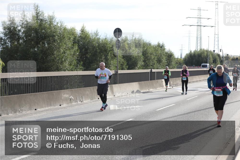 03.10.2024 - Köhlbrandbrückenlauf Fuchs,  Jonas http://msf.ph/oto/7191305 03.10.2024 09:24:44 Position 3 3212, 3403 meine-sportfotos.de