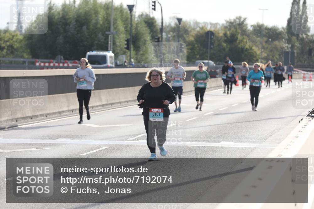 03.10.2024 - Köhlbrandbrückenlauf Fuchs,  Jonas http://msf.ph/oto/7192074 03.10.2024 09:25:14 Position 3 3161 meine-sportfotos.de