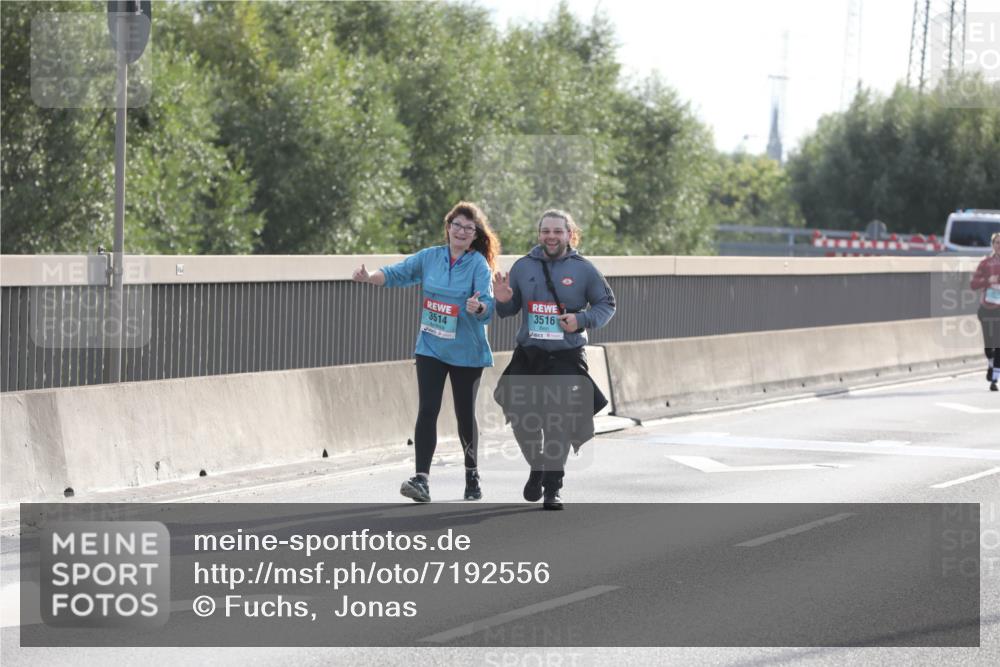03.10.2024 - Köhlbrandbrückenlauf Fuchs,  Jonas http://msf.ph/oto/7192556 03.10.2024 09:25:57 Position 3 3514, 3516 meine-sportfotos.de