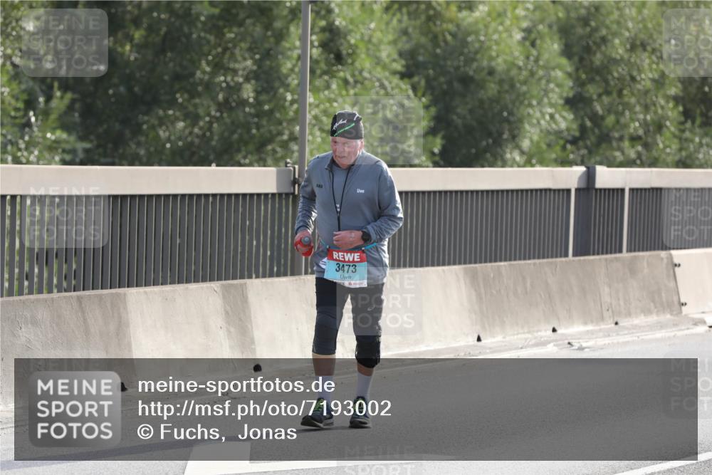 03.10.2024 - Köhlbrandbrückenlauf Fuchs,  Jonas http://msf.ph/oto/7193002 03.10.2024 09:26:22 Position 3 3473 meine-sportfotos.de