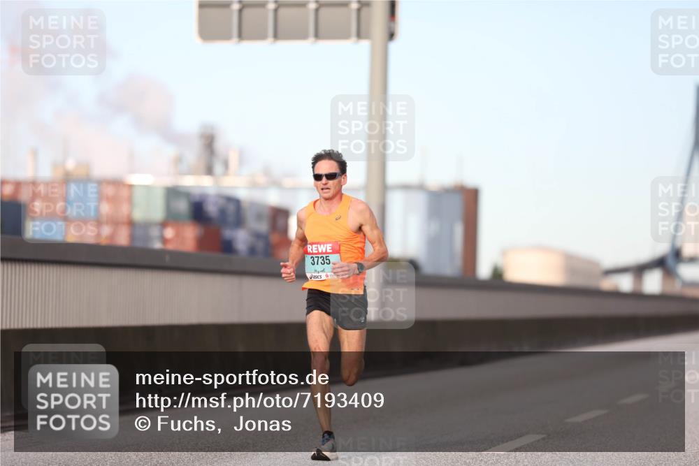 03.10.2024 - Köhlbrandbrückenlauf Fuchs,  Jonas http://msf.ph/oto/7193409 03.10.2024 09:30:57 Position 3 3735 meine-sportfotos.de