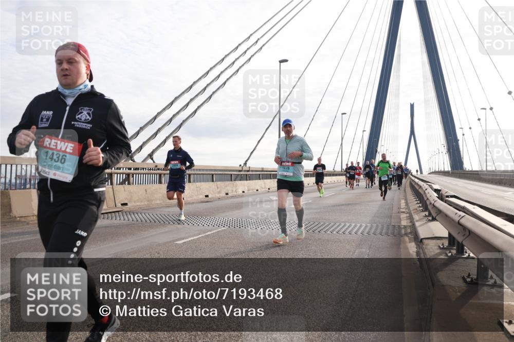 03.10.2024 - Köhlbrandbrückenlauf Matties Gatica Varas http://msf.ph/oto/7193468 03.10.2024 09:27:42 Position 2 1436, 1376 meine-sportfotos.de