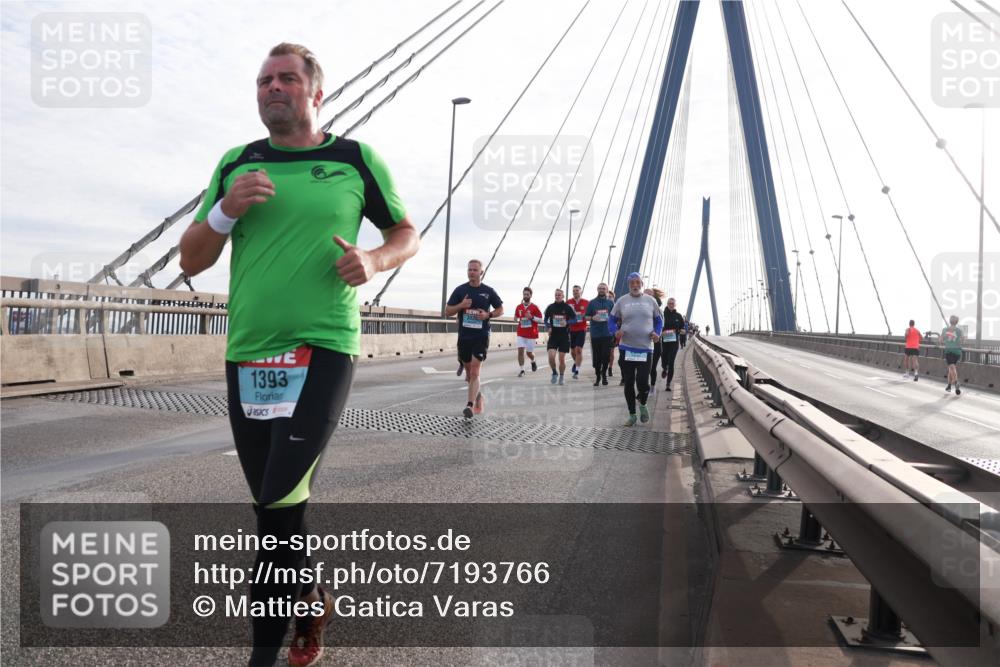 03.10.2024 - Köhlbrandbrückenlauf Matties Gatica Varas http://msf.ph/oto/7193766 03.10.2024 09:27:47 Position 2 1393 meine-sportfotos.de