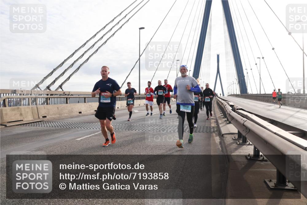 03.10.2024 - Köhlbrandbrückenlauf Matties Gatica Varas http://msf.ph/oto/7193858 03.10.2024 09:27:48 Position 2 30, 2018, 2910 meine-sportfotos.de