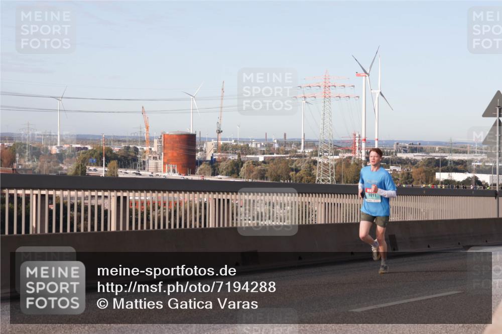 03.10.2024 - Köhlbrandbrückenlauf Matties Gatica Varas http://msf.ph/oto/7194288 03.10.2024 09:27:55 Position 2 1011 meine-sportfotos.de