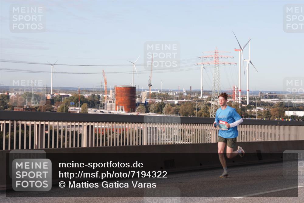 03.10.2024 - Köhlbrandbrückenlauf Matties Gatica Varas http://msf.ph/oto/7194322 03.10.2024 09:27:55 Position 2 1011 meine-sportfotos.de