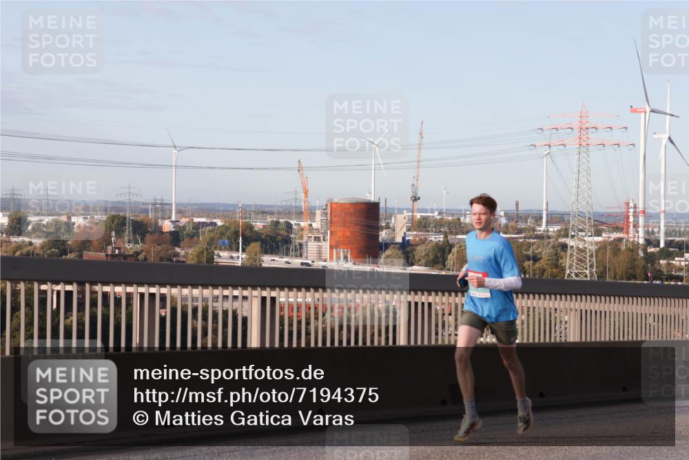 03.10.2024 - Köhlbrandbrückenlauf Matties Gatica Varas http://msf.ph/oto/7194375 03.10.2024 09:27:56 Position 2  meine-sportfotos.de