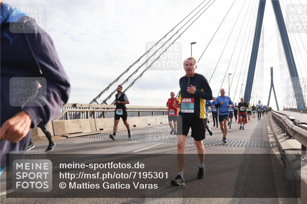 03.10.2024 - Köhlbrandbrückenlauf Matties Gatica Varas http://msf.ph/oto/7195301 03.10.2024 09:28:11 Position 2 2020, 1727 meine-sportfotos.de